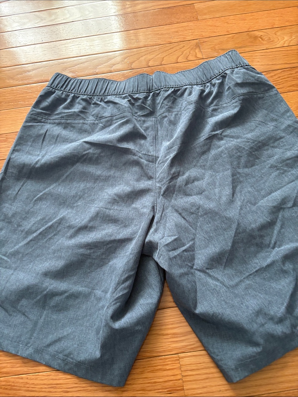 Old Navy Men's Slate Blue Flat-Front Elastic-Waist Shorts - Picture 5 of 6